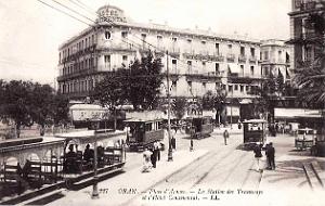 PA c- 044- Place d'Armes- trams et autobus